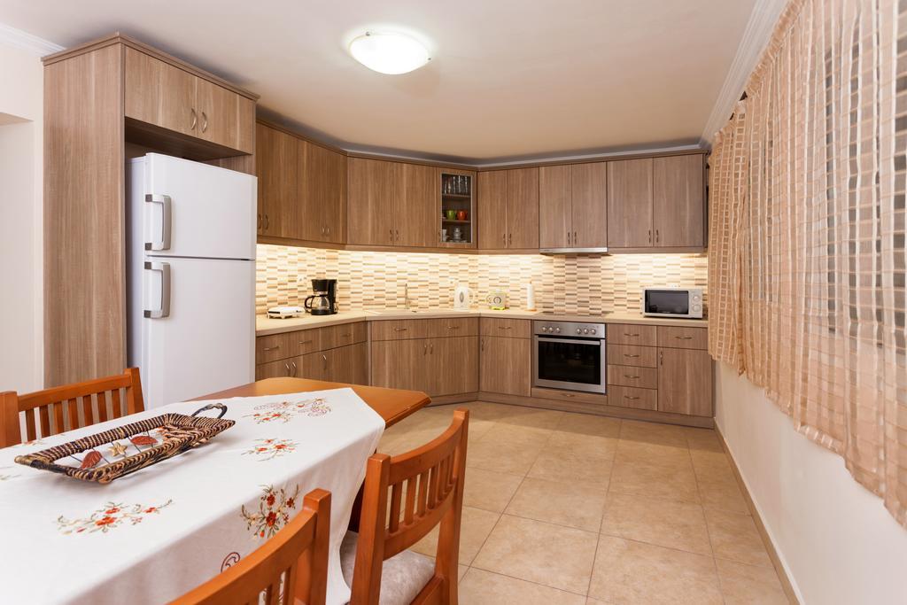 Elena'S Apartments Laganász Kültér fotó